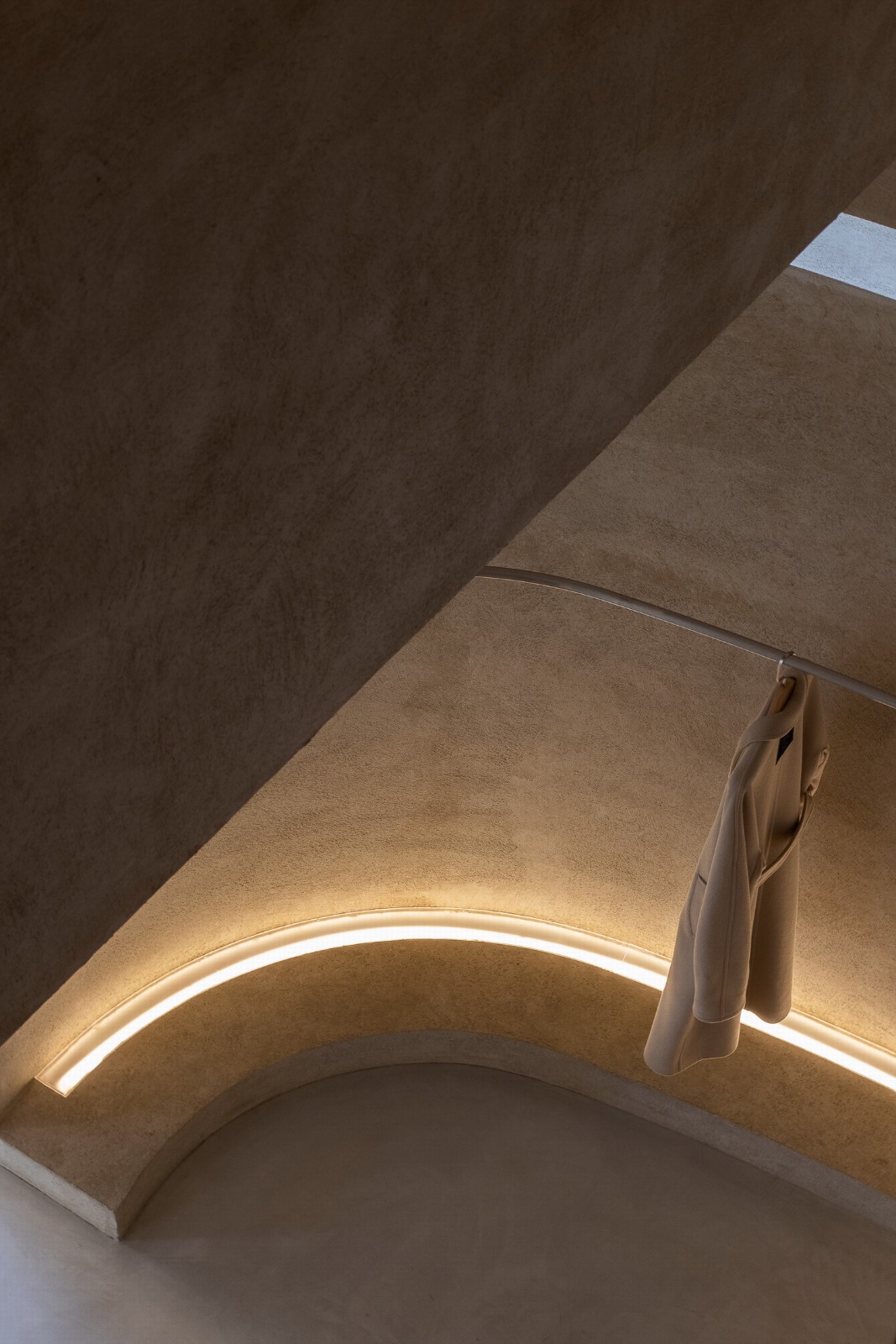 BIM建筑|复古未来主义买手店AUDREY/梁筑设计事务所