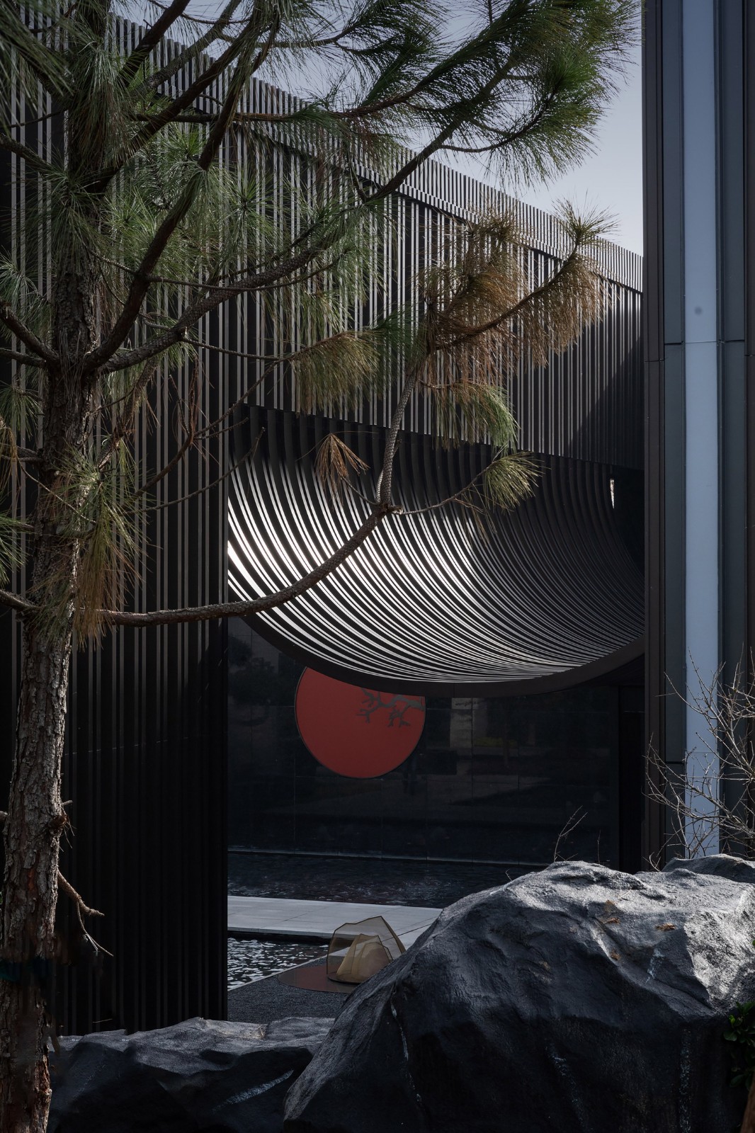 BIM建筑|美的禹洲·大河艺术馆/ PTA上海柏涛