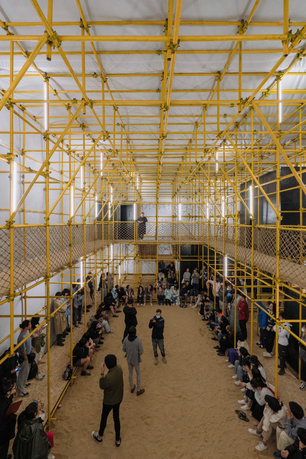 BIM建筑|晃神儿空间—阿那亚戏剧节“候鸟300”海滩临时美术馆/合木建筑工作室