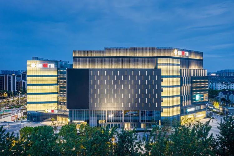 上海新田360广场：浦东腹地的“品质生活社交场”