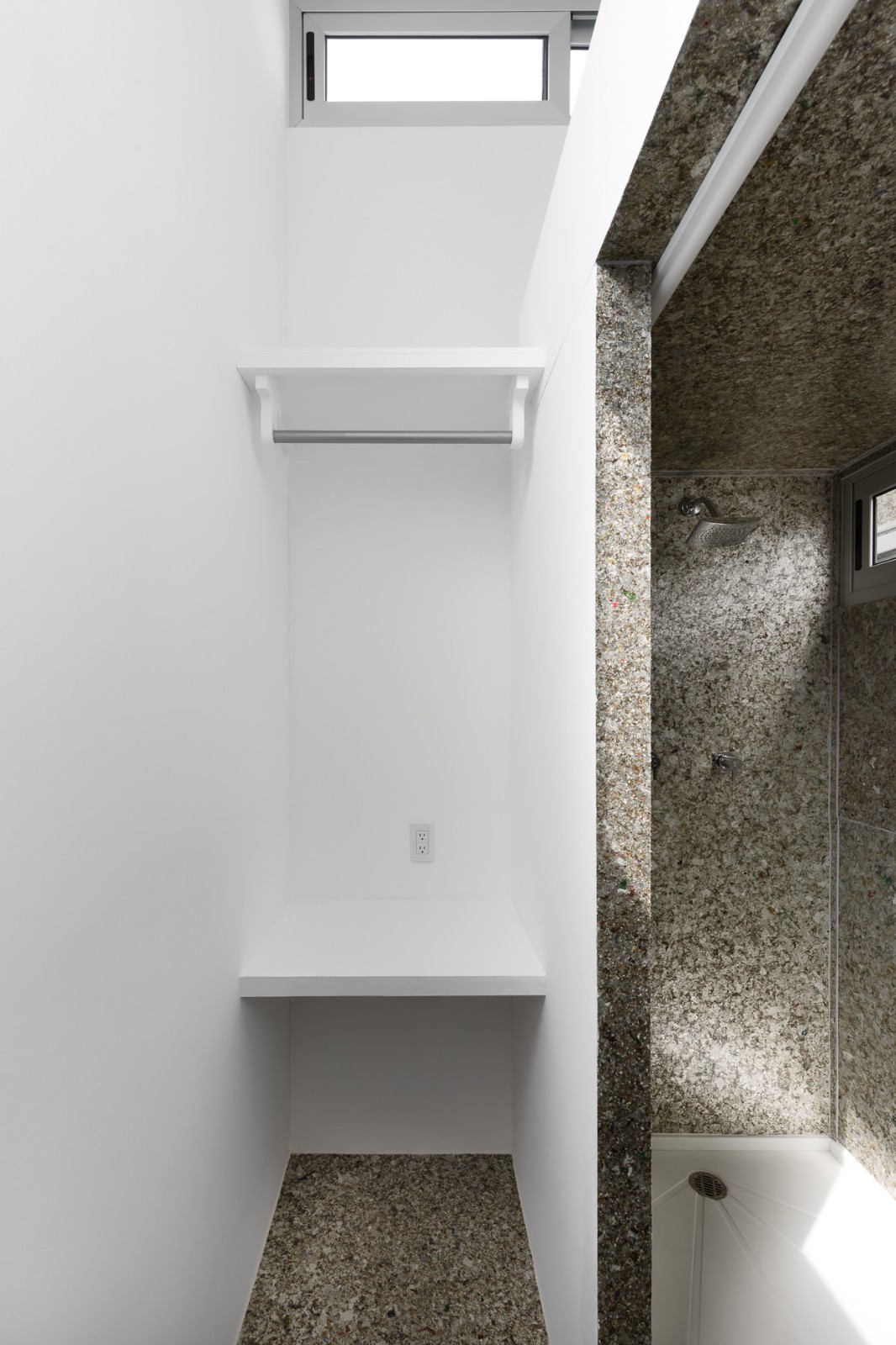 BIM建筑|模块舱体,医护人员临时空间 / Revolution