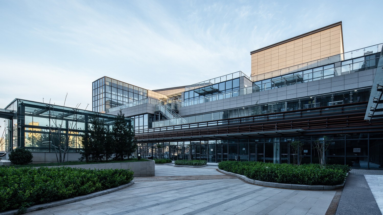 BIM建筑|创新谷里的生活容器/北京龙源科建建筑设计有限公司