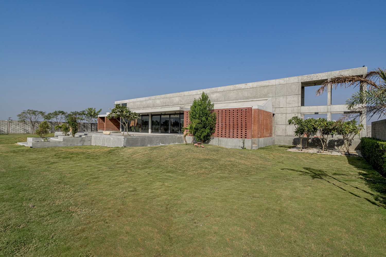 BIM建筑| 双湾之家 / MISA ARCHITECTS