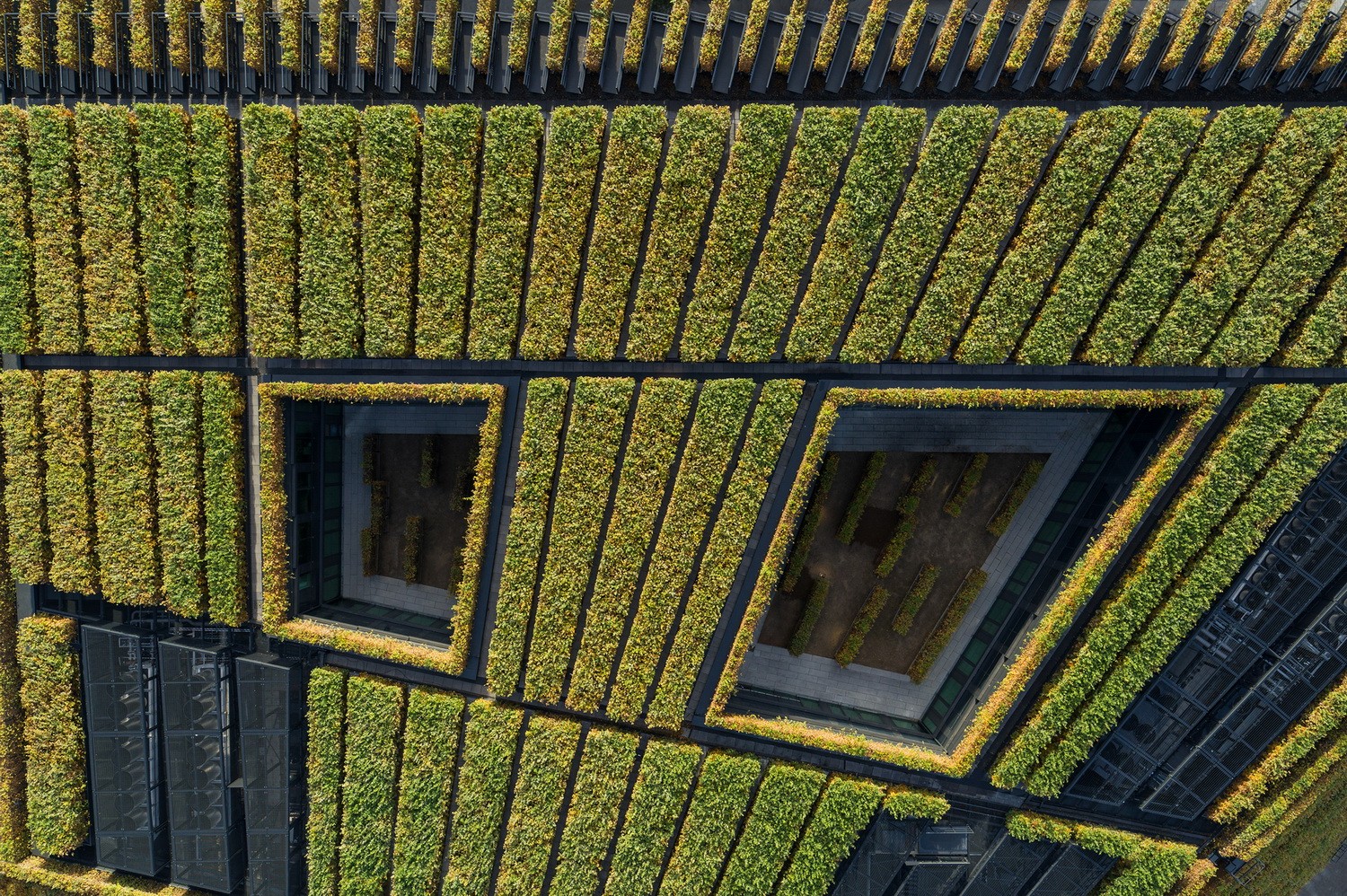 BIM建筑|欧洲最大的绿色立面建筑 Kö-BogenII 商业综合体 / ingenhoven architects