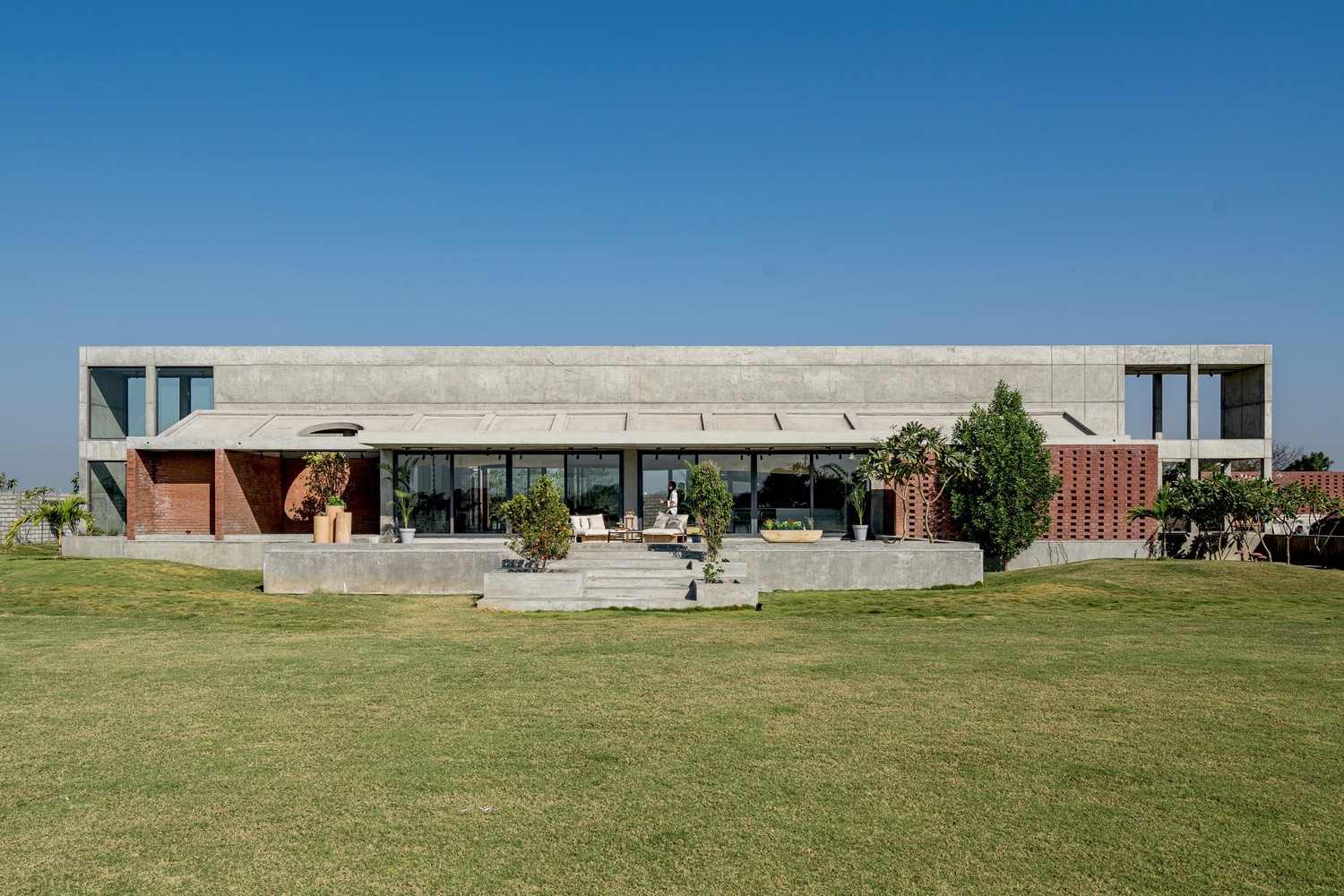 BIM建筑| 双湾之家 / MISA ARCHITECTS