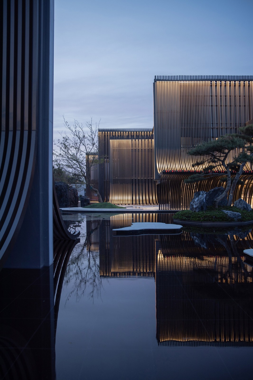 BIM建筑|美的禹洲·大河艺术馆/ PTA上海柏涛