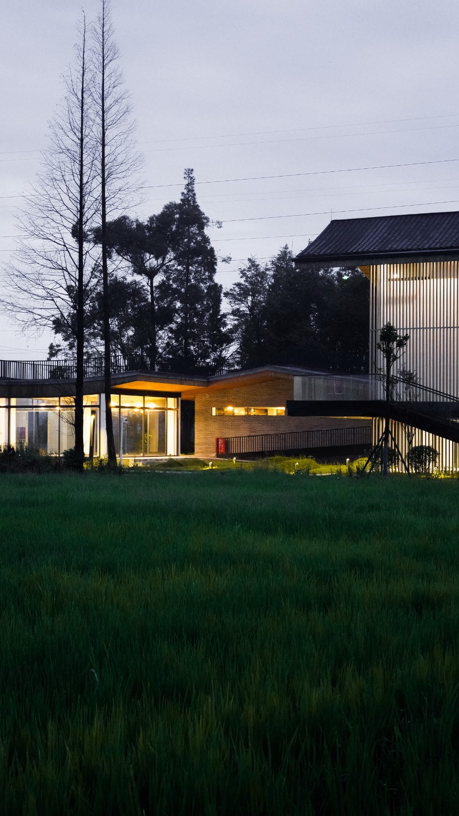 BIM建筑|最好的粮油在田间——耕田上的院子，村落中的乐园/小隐建筑事务所