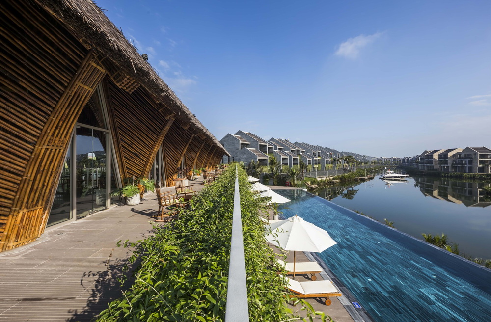 BIM建筑|大跨度拱形竹梁，Casamia 社区之家 / VTN Architects