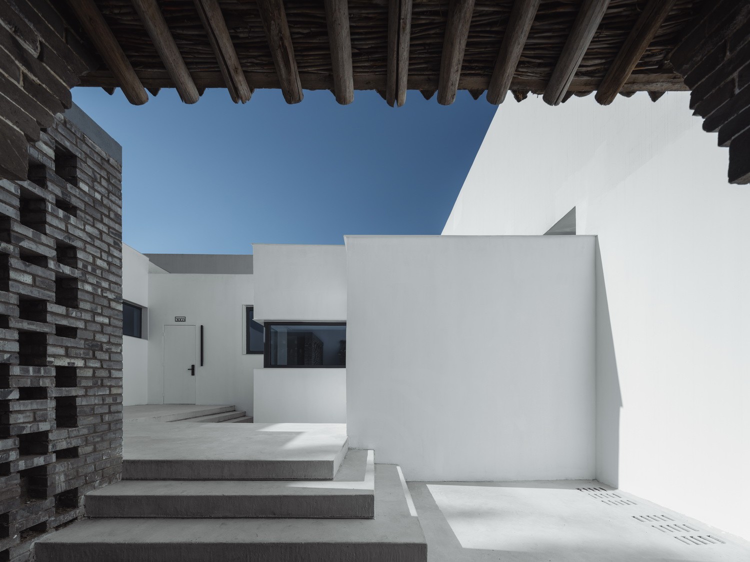 BIM建筑|陌生人：拒绝风景的房间/Wutopia Lab