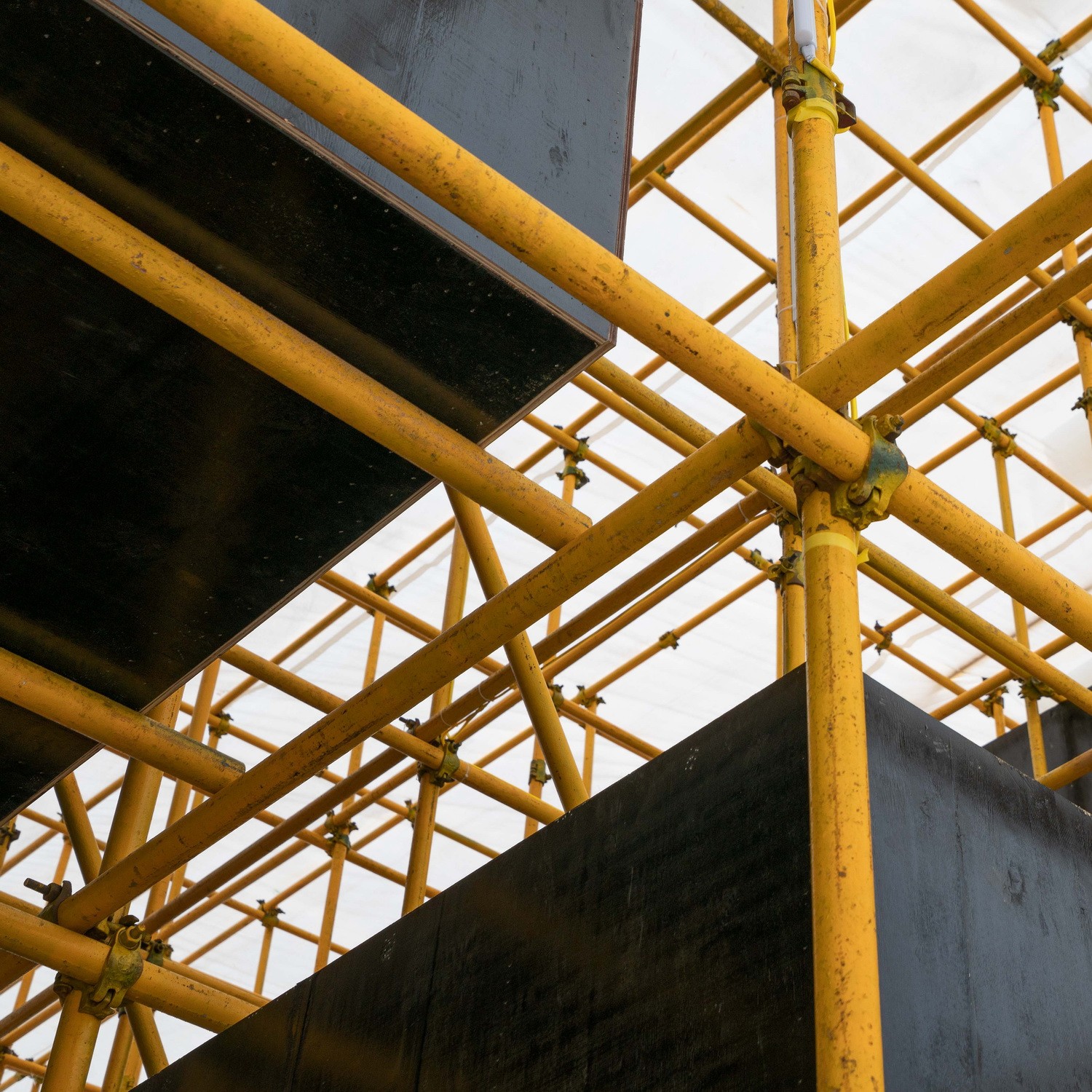 BIM建筑|晃神儿空间—阿那亚戏剧节“候鸟300”海滩临时美术馆/合木建筑工作室