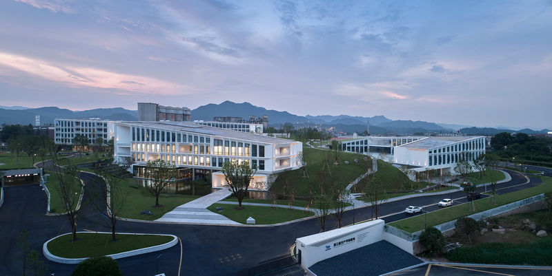 BIM建筑|顺势而为的空间赋形，浙江建德空港航空产学研基地/gad杰地设计