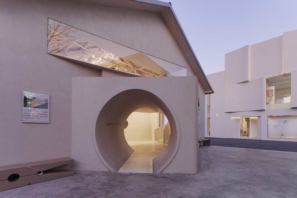 BIM建筑|Moments摄影基地/三橙立禾空间设计