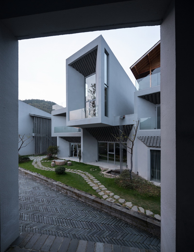 BIM建筑|山涧房 / 来建筑设计工作室