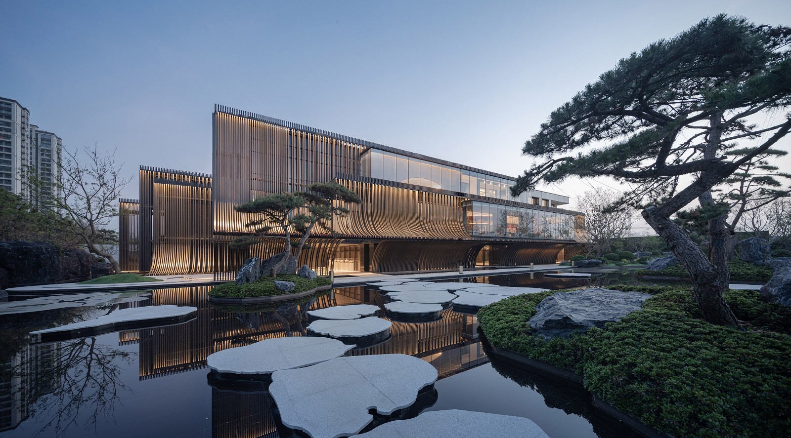 BIM建筑|美的禹洲·大河艺术馆/ PTA上海柏涛