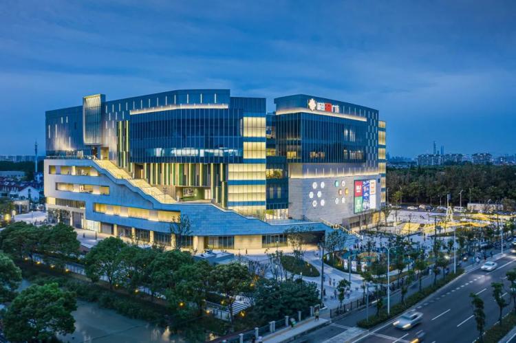 上海新田360广场：浦东腹地的“品质生活社交场”