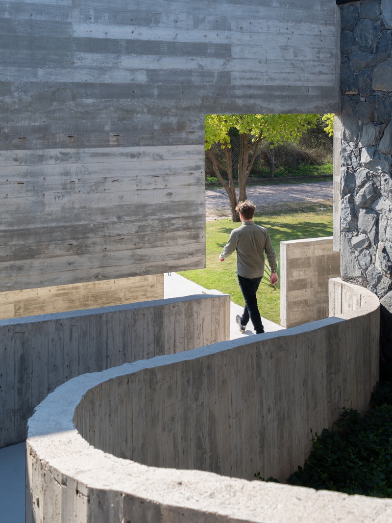 BIM建筑|Mono 住宅 / Patio Estudio