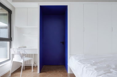 BIM建筑|「 蓝境 」克莱因蓝下的流线型音乐之家/戏构建筑设计工作室-BIM建筑网