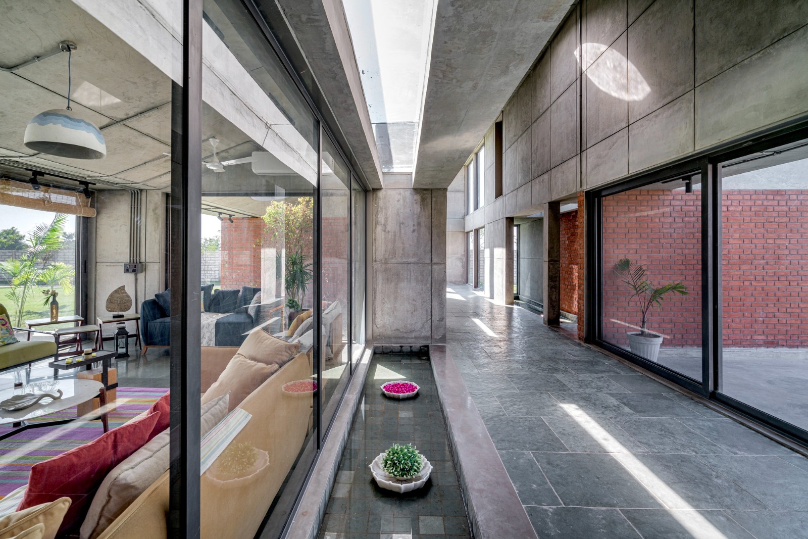 BIM建筑| 双湾之家 / MISA ARCHITECTS