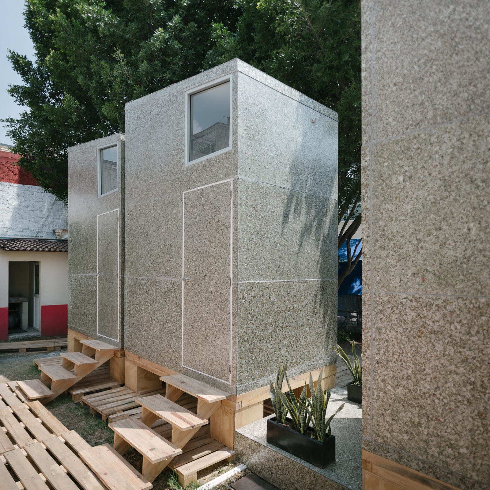 BIM建筑|模块舱体,医护人员临时空间 / Revolution