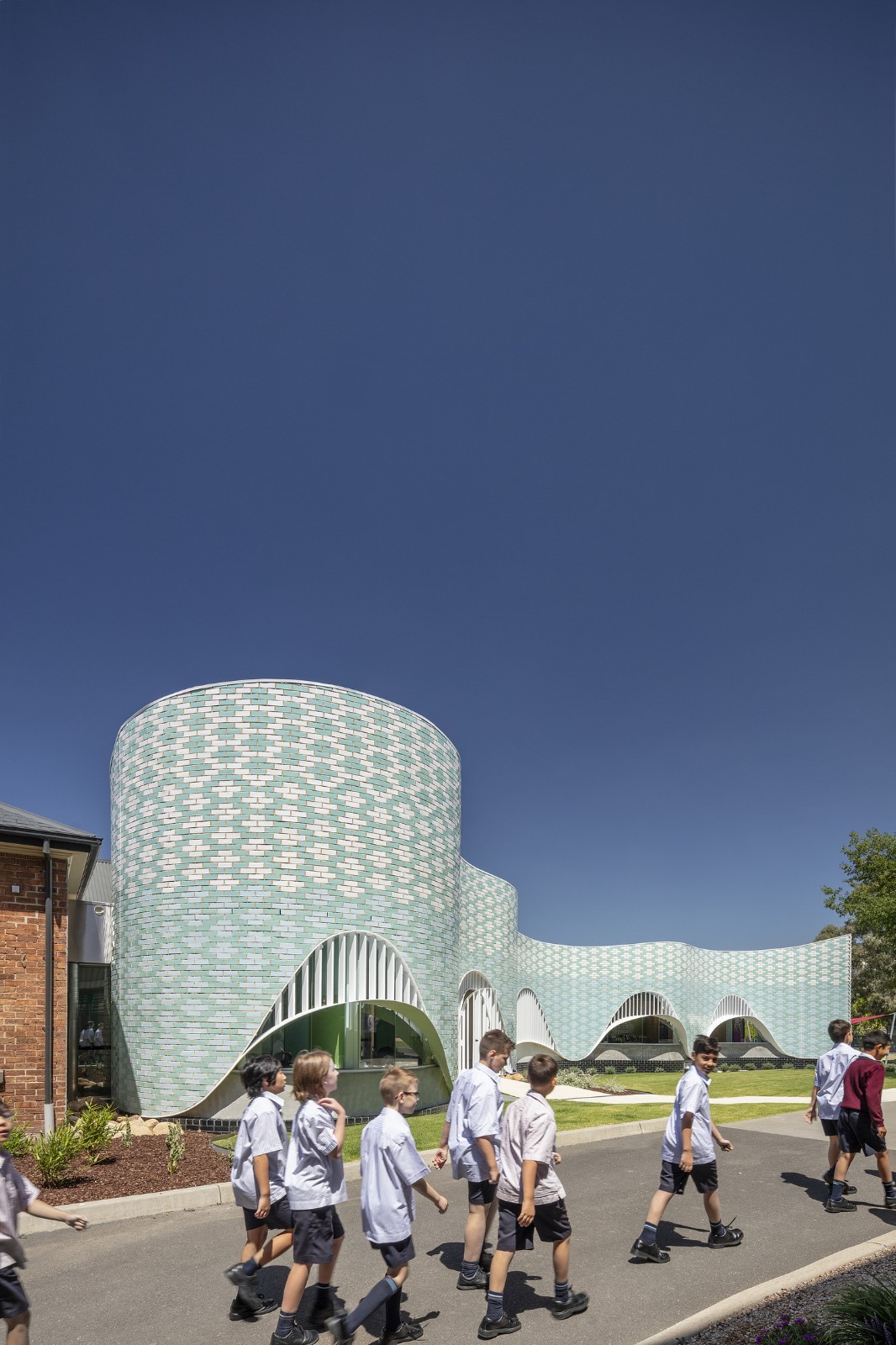 BIM建筑|PEGS文法学校音乐中心 / McBrideCharles Ryan