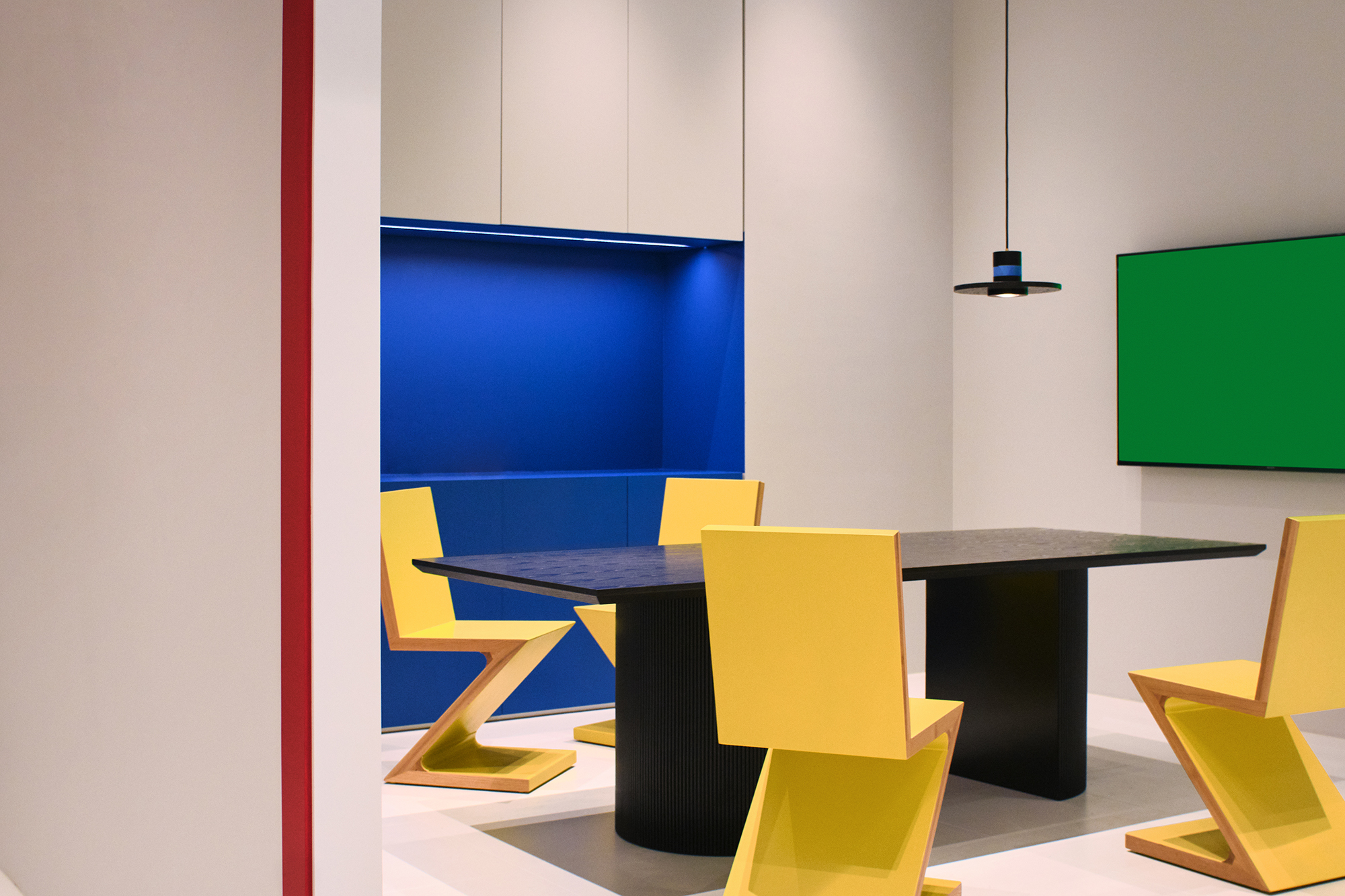 BIM建筑|本杰明·摩尔涂料金华体验中心，一场色彩爆发的随机空间实验/NDB Design新作