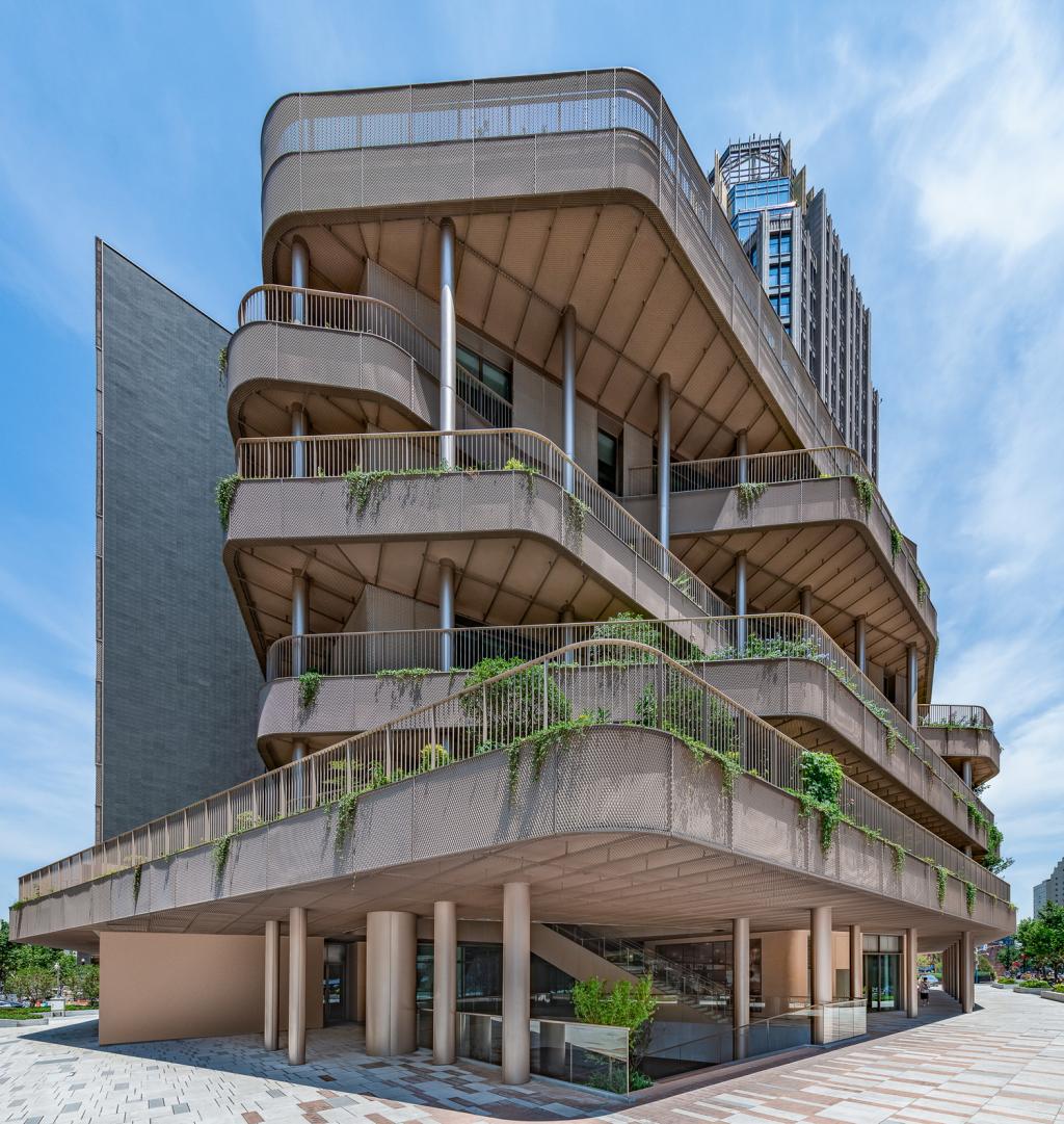 BIM建筑|上海嘉杰国际广场改造 / AIM