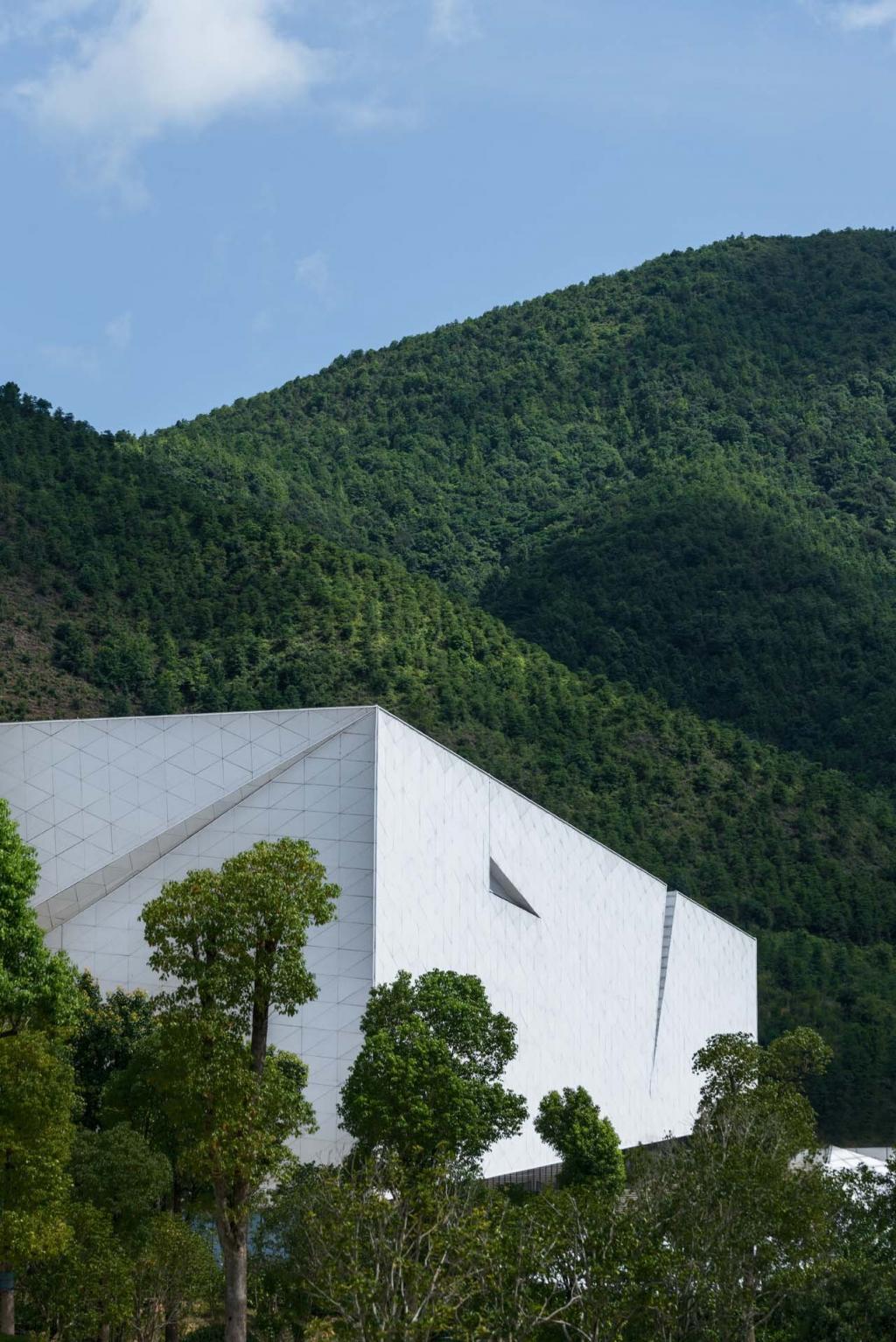 BIM建筑|南方红军三年游击战争纪念馆 / 华建集团上海建筑设计研究院