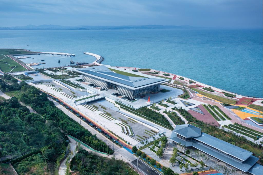 BIM建筑|长岛海洋生态文明综合试验区展览馆 / 华南理工大学建筑设计研究院工作十室+烟台市建筑设计研究院