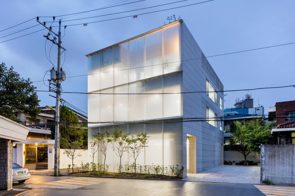 BIM建筑|thisisneverthat 时装工作室 / FHHH FRIENDS