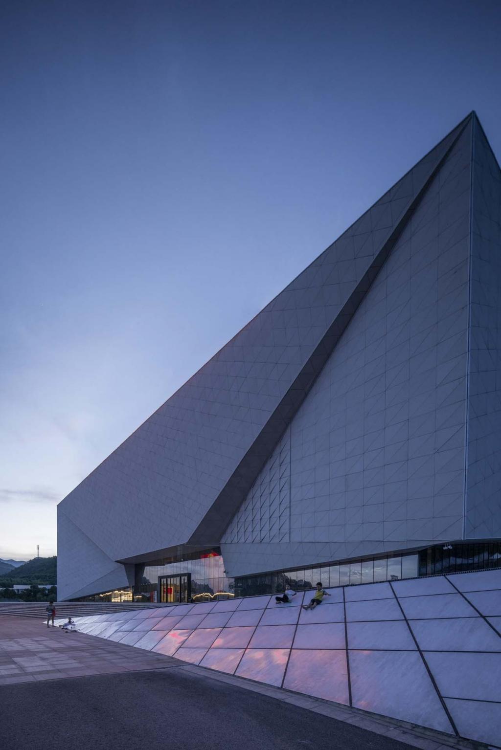 BIM建筑|南方红军三年游击战争纪念馆 / 华建集团上海建筑设计研究院