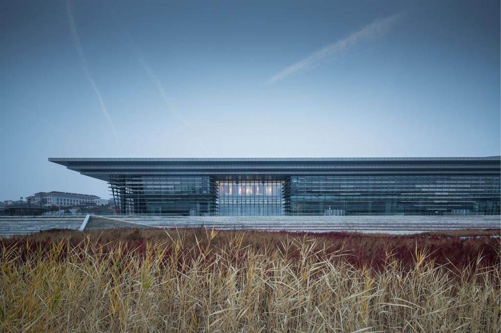 BIM建筑|长岛海洋生态文明综合试验区展览馆 / 华南理工大学建筑设计研究院工作十室+烟台市建筑设计研究院