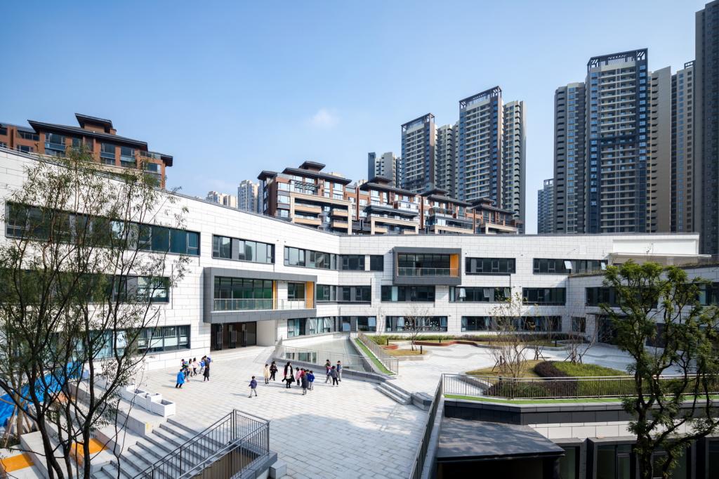 BIM建筑|龙泉天立小学及幼儿园 / 间至设计