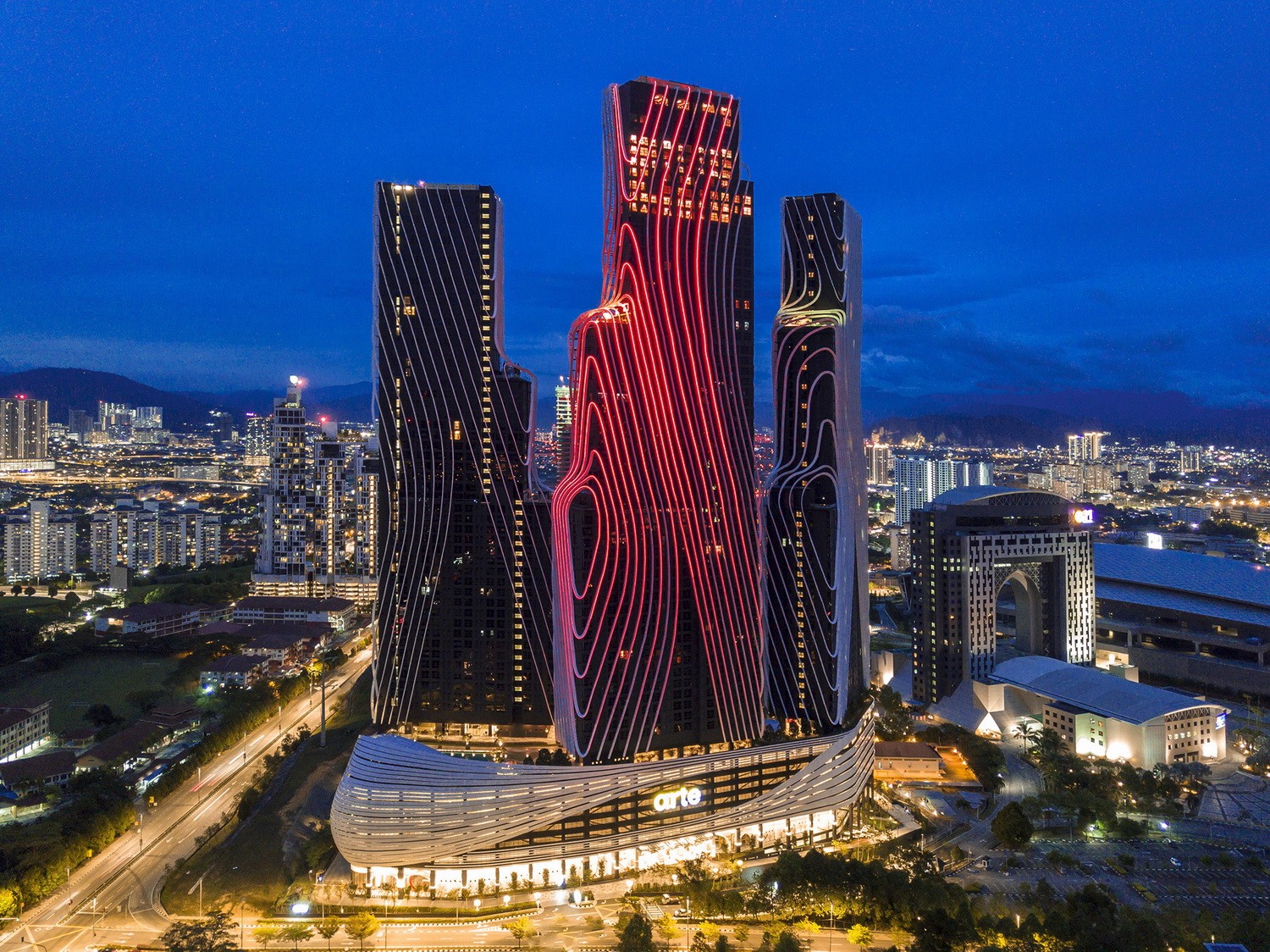 BIM建筑|Arté MK超高层住宅酒店综合体 / SPARK