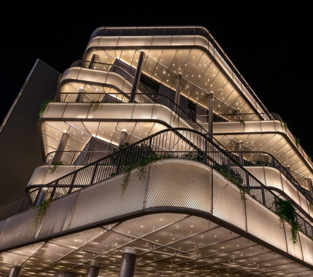 BIM建筑|上海嘉杰国际广场改造 / AIM