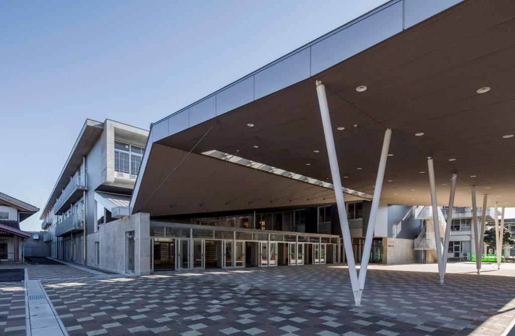 BIM建筑|下妻市立下妻中学 / 三上建筑事务所