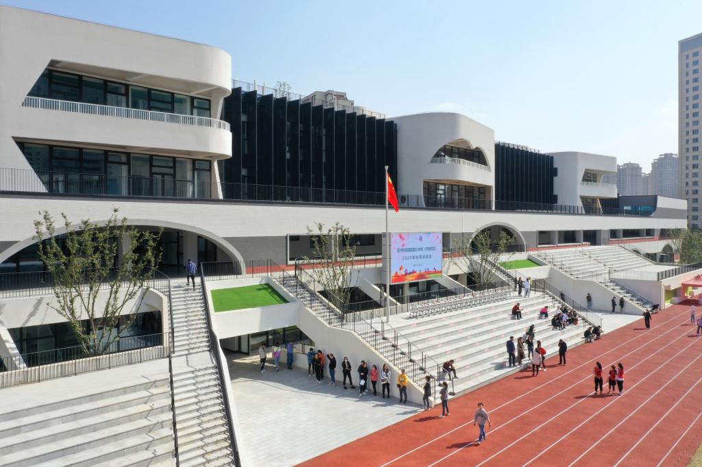 BIM建筑|苏州科技城天佑实验小学及幼儿园 / BAU