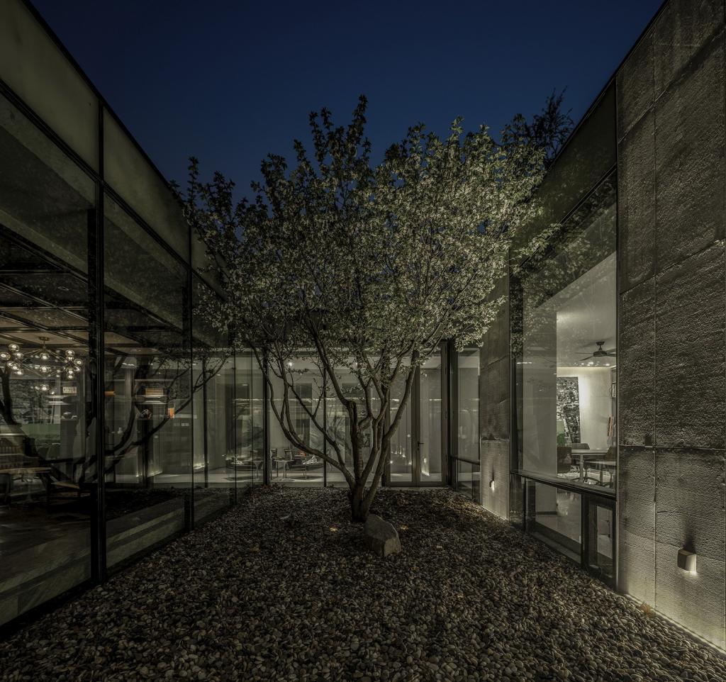 BIM建筑|坐落于北京郊野公园里的低碳友好型设计师工作室-东风3号院 / 中德行建筑设计