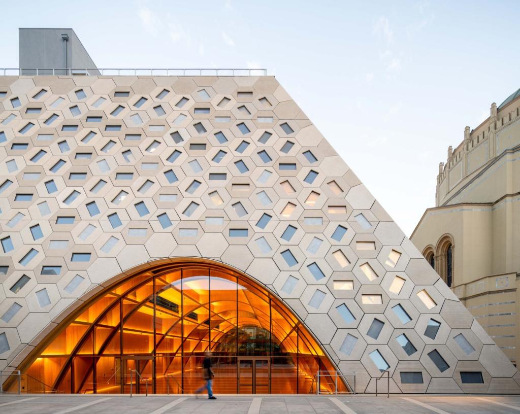 BIM建筑|奥黛丽·艾玛斯馆 / OMA 新作