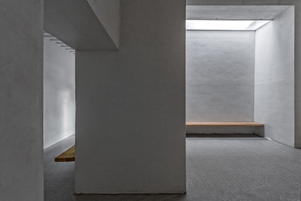 BIM建筑|捷克建筑师将冷战地堡改造成宠物火葬场