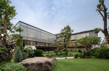 BIM建筑|玻璃砖构筑的美容诊所 / Sute Architect-BIM建筑网