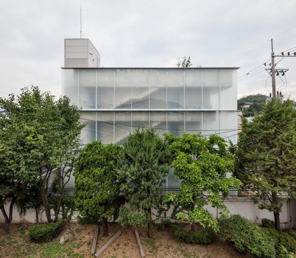 BIM建筑|thisisneverthat 时装工作室 / FHHH FRIENDS