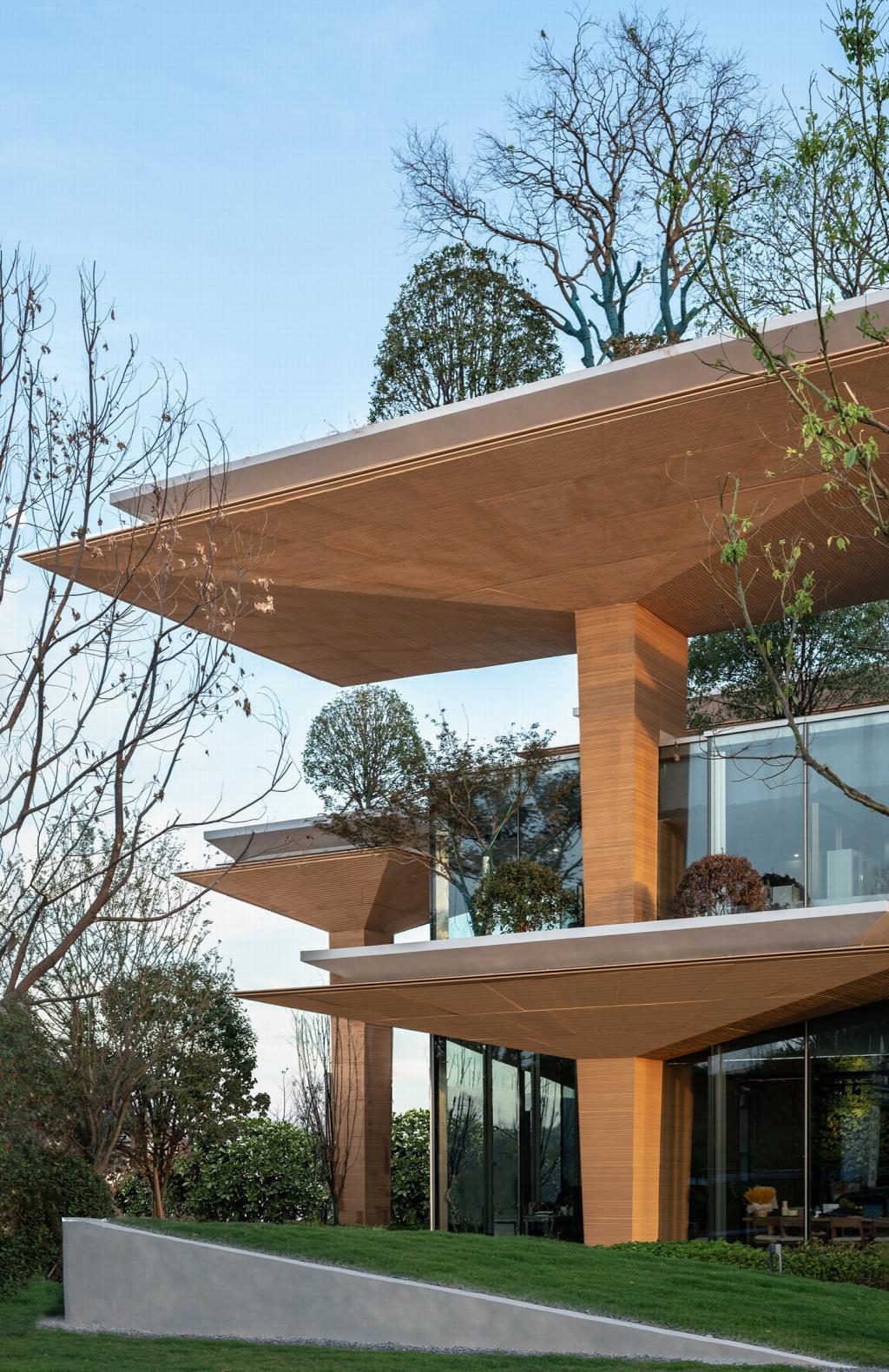 BIM建筑|日常风景下自然生长的空间：“伞之丘”生活方式集合店 / line+建筑事务所+gad