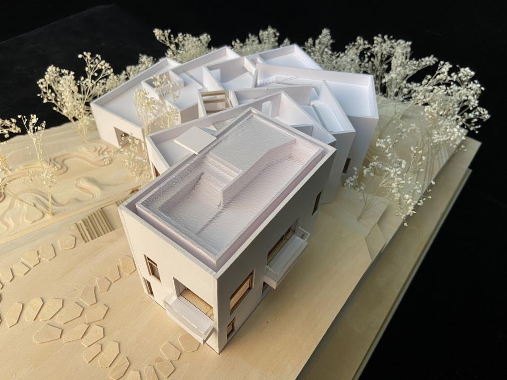 BIM建筑|高山流水 松林里的红色石屋 / 素建筑设计事务所