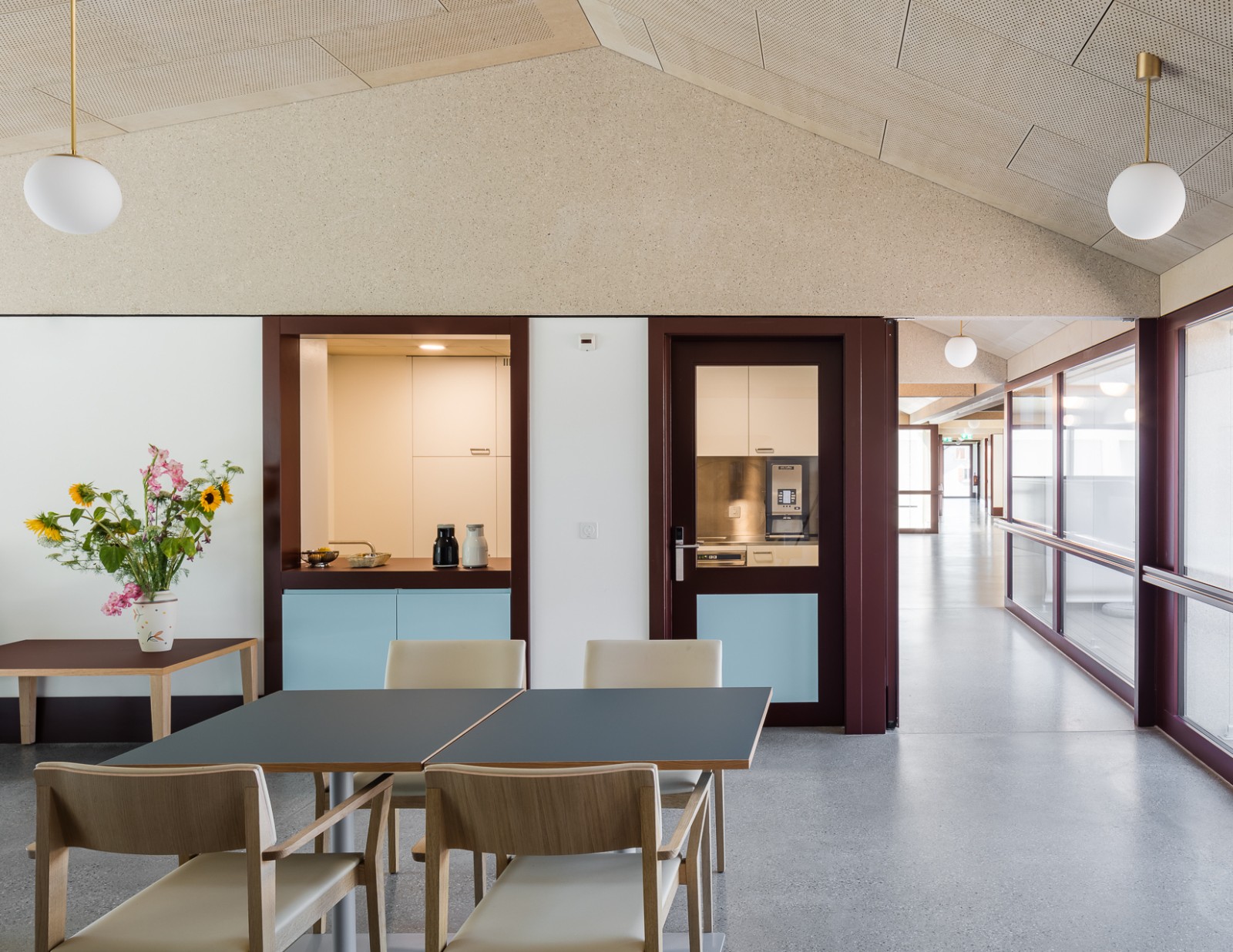 BIM建筑|SAMS 老年人活动中心 / Lacroix Chessex