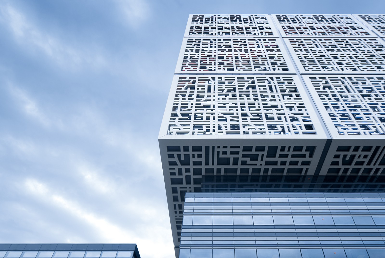 BIM建筑|“能量魔方” 萧山科技城创业谷 / 浙江大学建筑设计研究院有限公司