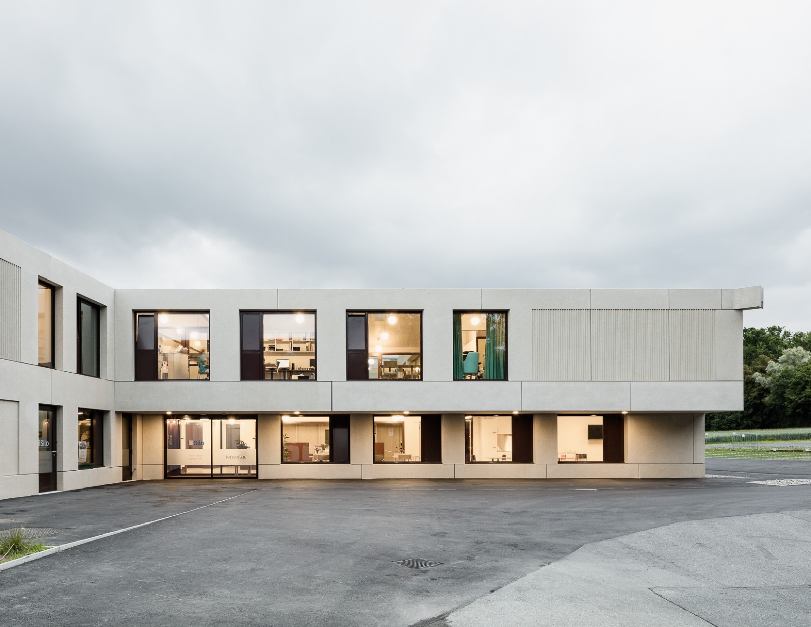 BIM建筑|SAMS 老年人活动中心 / Lacroix Chessex