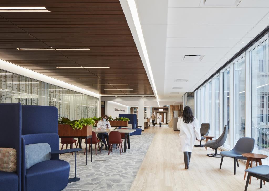 BIM建筑|芝加哥大学学生健康中心 / Wight & Company