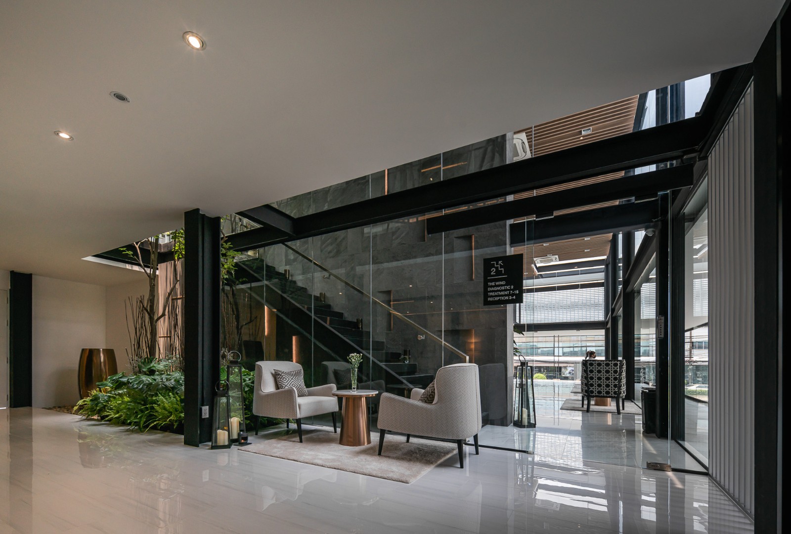 BIM建筑|玻璃砖构筑的美容诊所 / Sute Architect