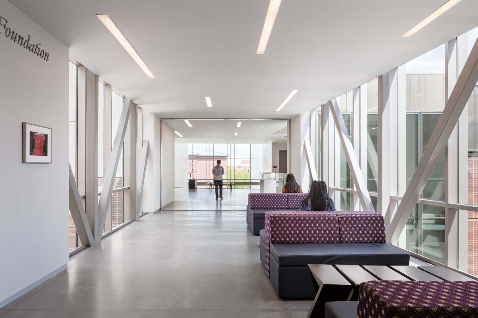 BIM建筑|内华达大学艺术中心 / DLR Group