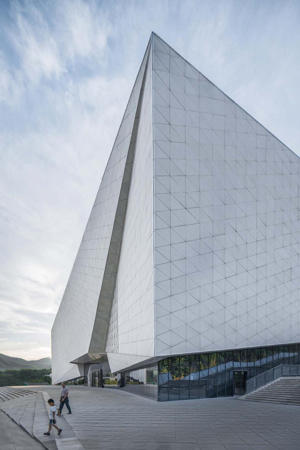 BIM建筑|南方红军三年游击战争纪念馆 / 华建集团上海建筑设计研究院